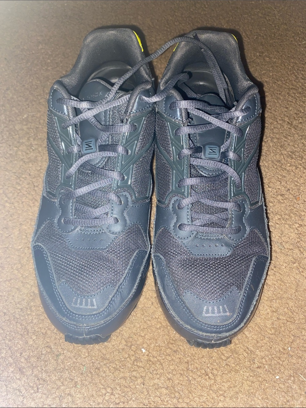 Men's Black Nike Shox Athletic Sneakers with Subtle Lime Accent